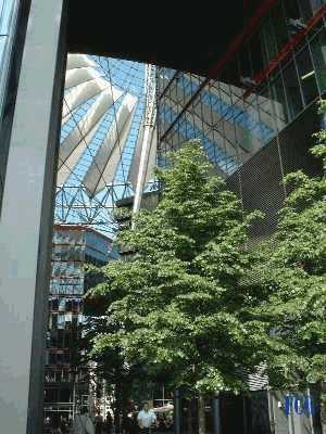 berlin place.jpg (24153 octets)